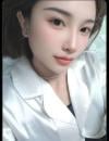 骨感的撩人美女