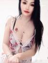 丰满身材大胸妹