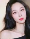 白嫩大奶迷人少妇